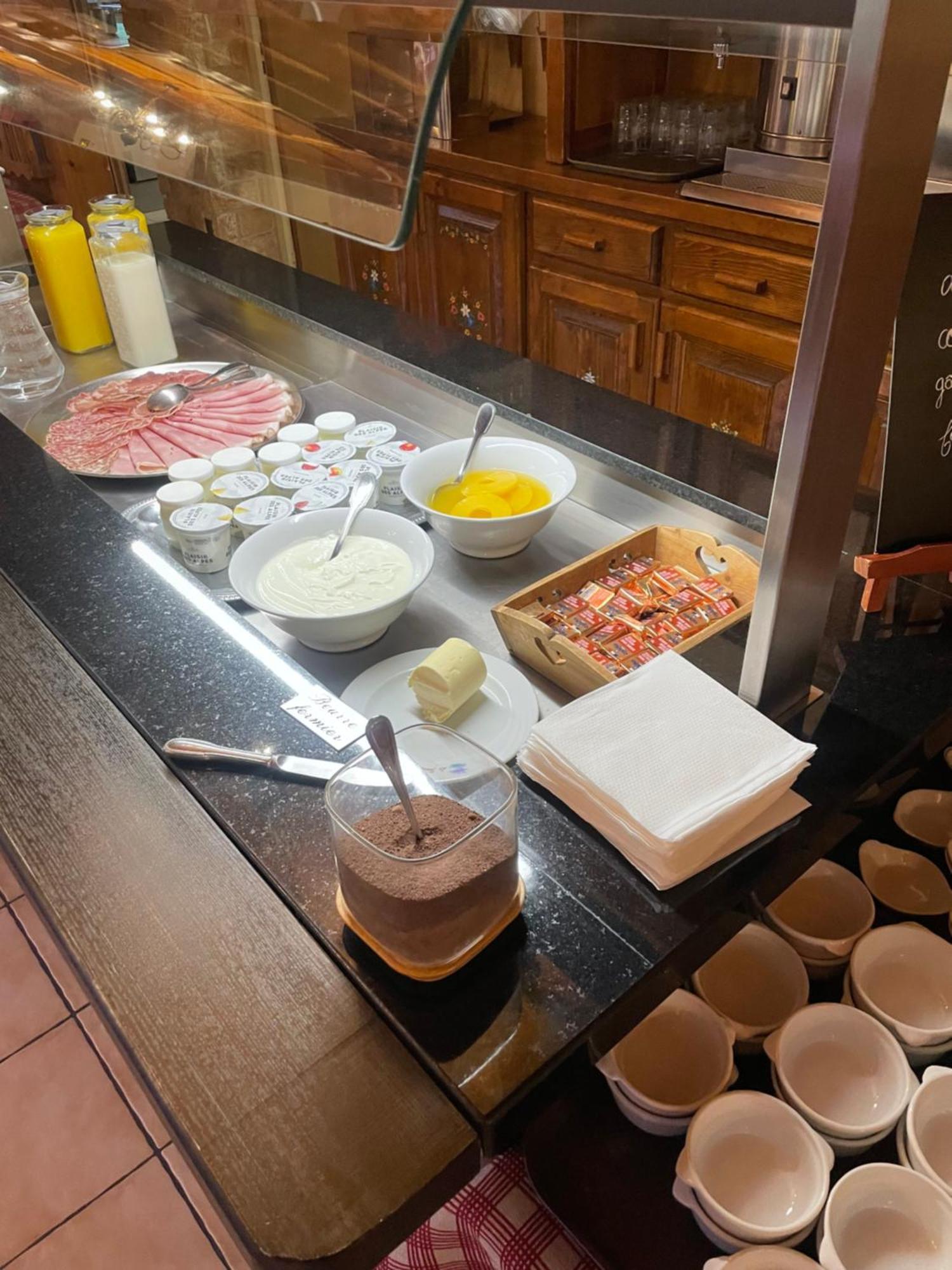 Hotel Le Ferraillon 아봉당스 외부 사진