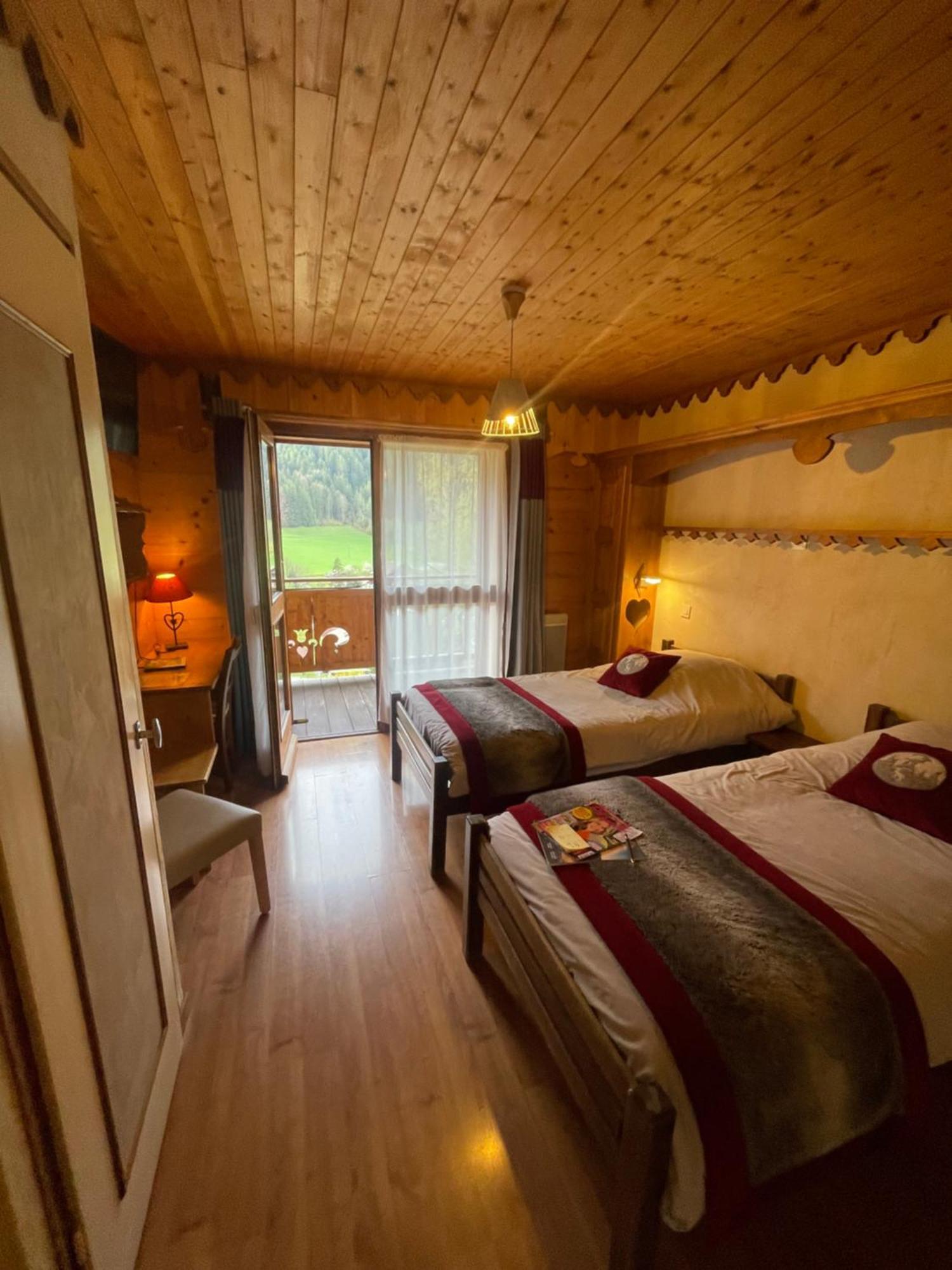 Hotel Le Ferraillon 아봉당스 외부 사진