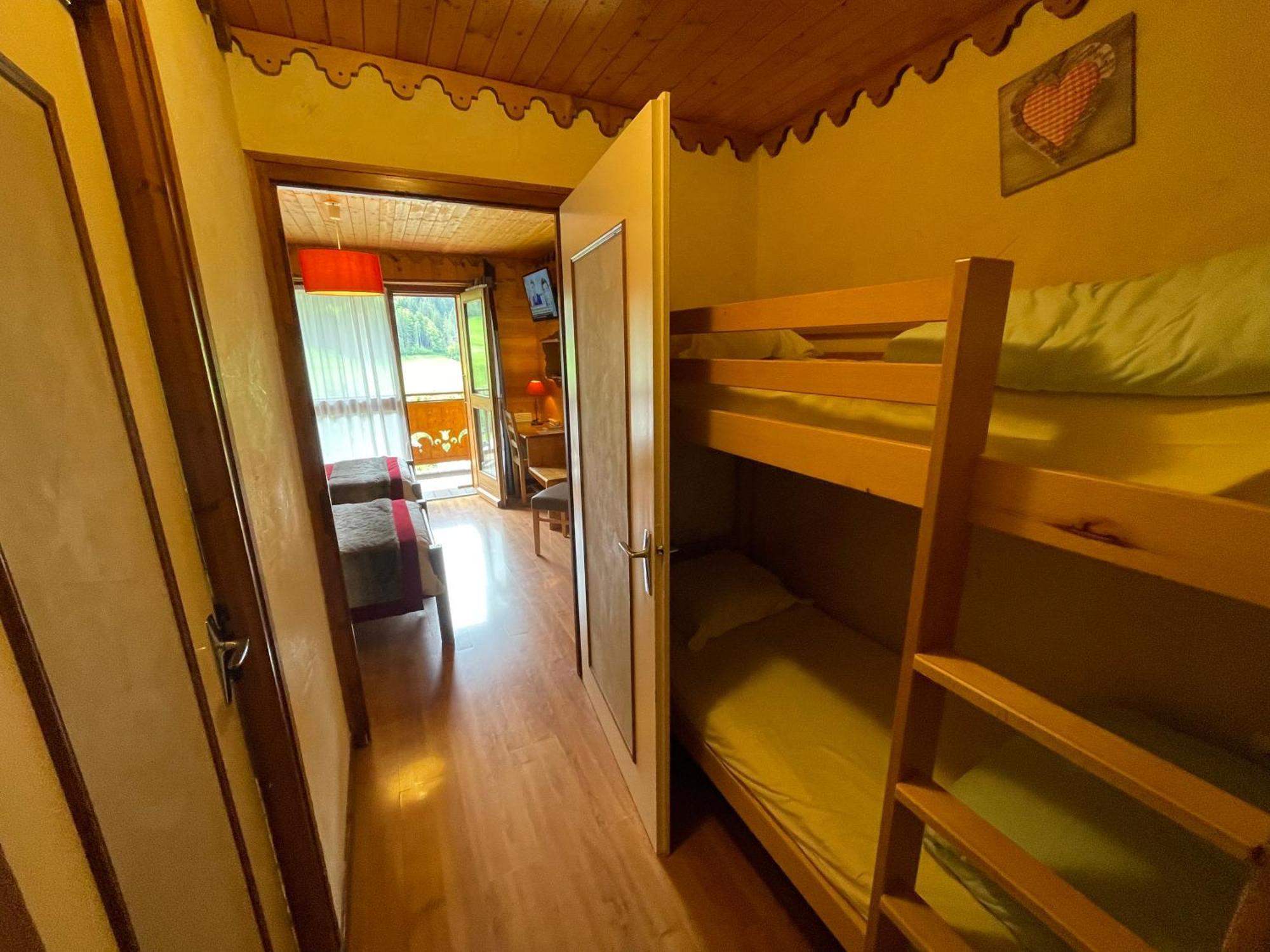Hotel Le Ferraillon 아봉당스 외부 사진